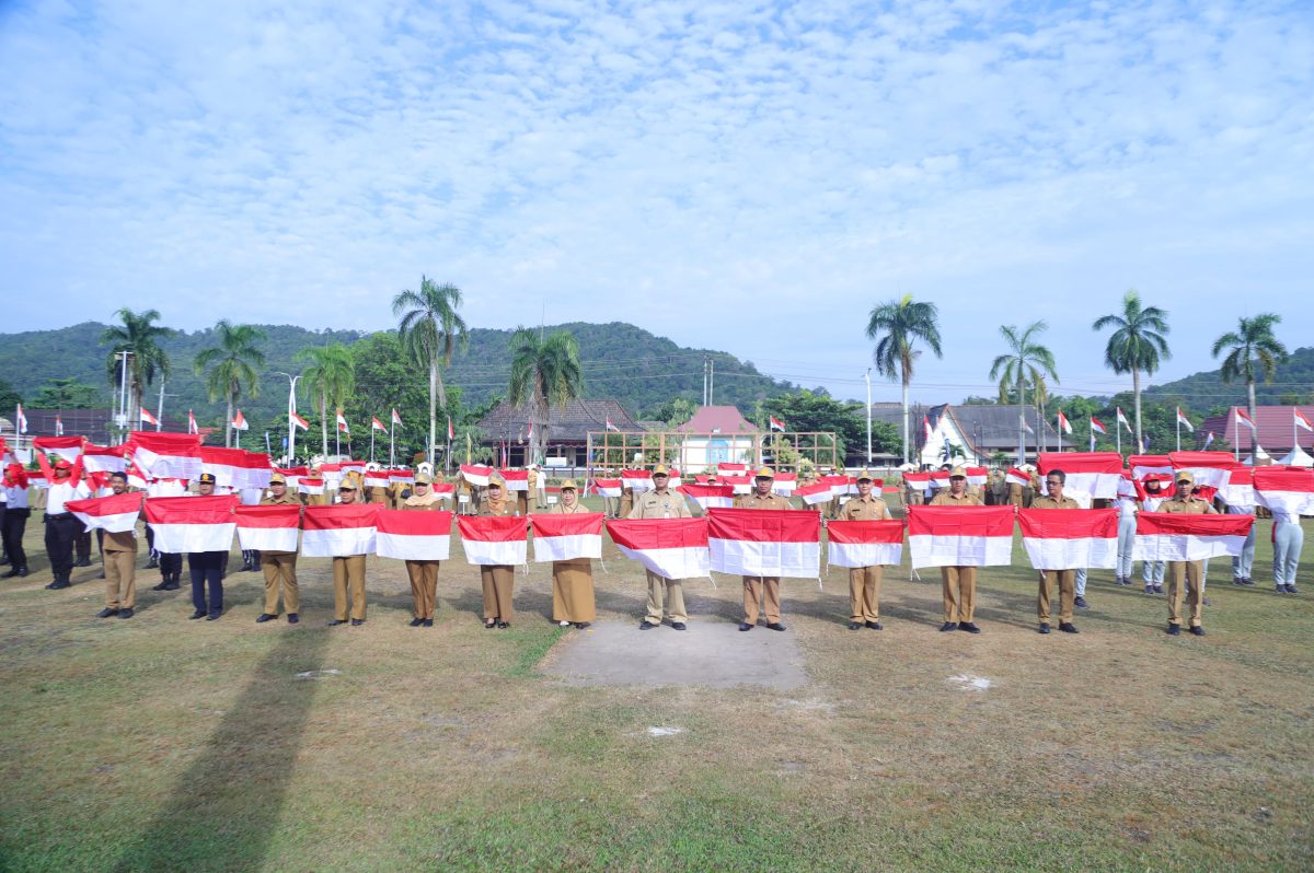 Pemkab Bangka Gelar Pencanangan Pembagian Bendera Merah Putih