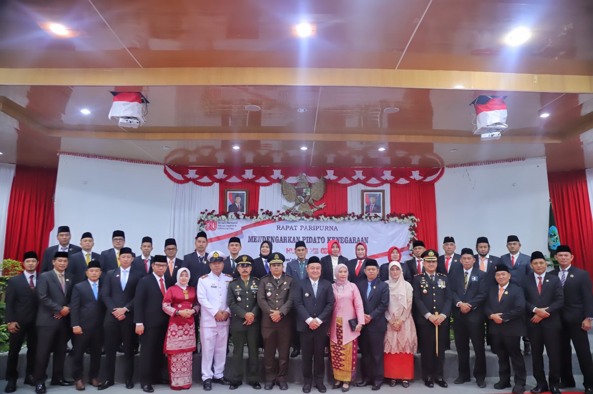 Pj Bupati Bangka Hadiri Rapat Paripurna Mendengarkan Pidato Kenegaraan di DPRD Bangka