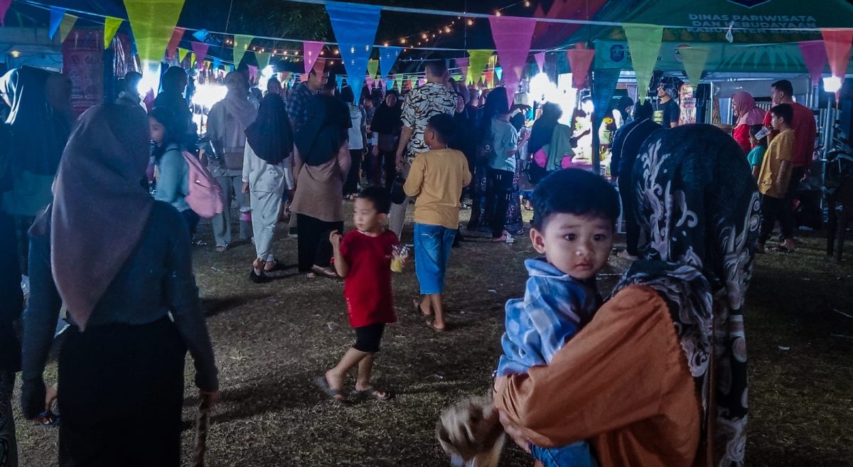 Pj. Sekda Buka RRI Fest, Ratusan Masyarakat Sungailiat Berkumpul