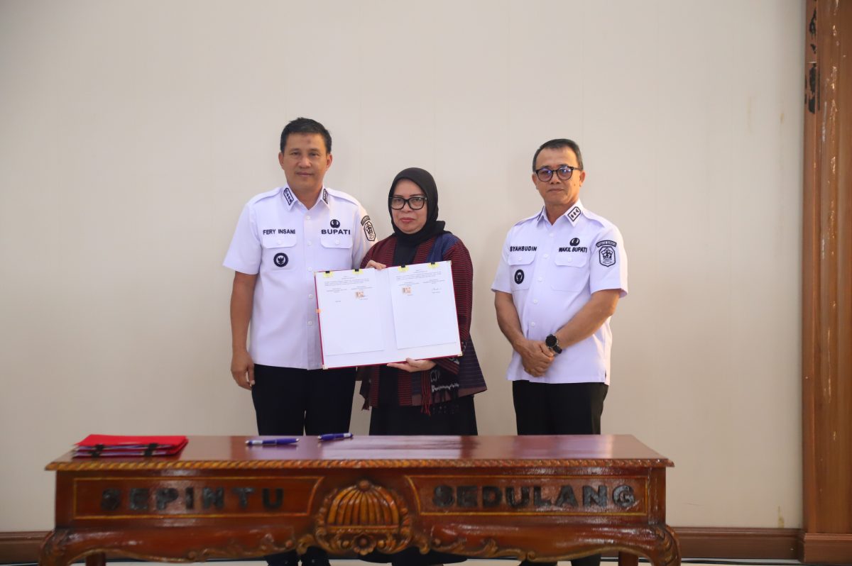 Tingkatkan SDM dan Pengabdian Masyarakat, Pemkab Bangka Tandatangani MOU Dengan 3 Perguruan Tinggi