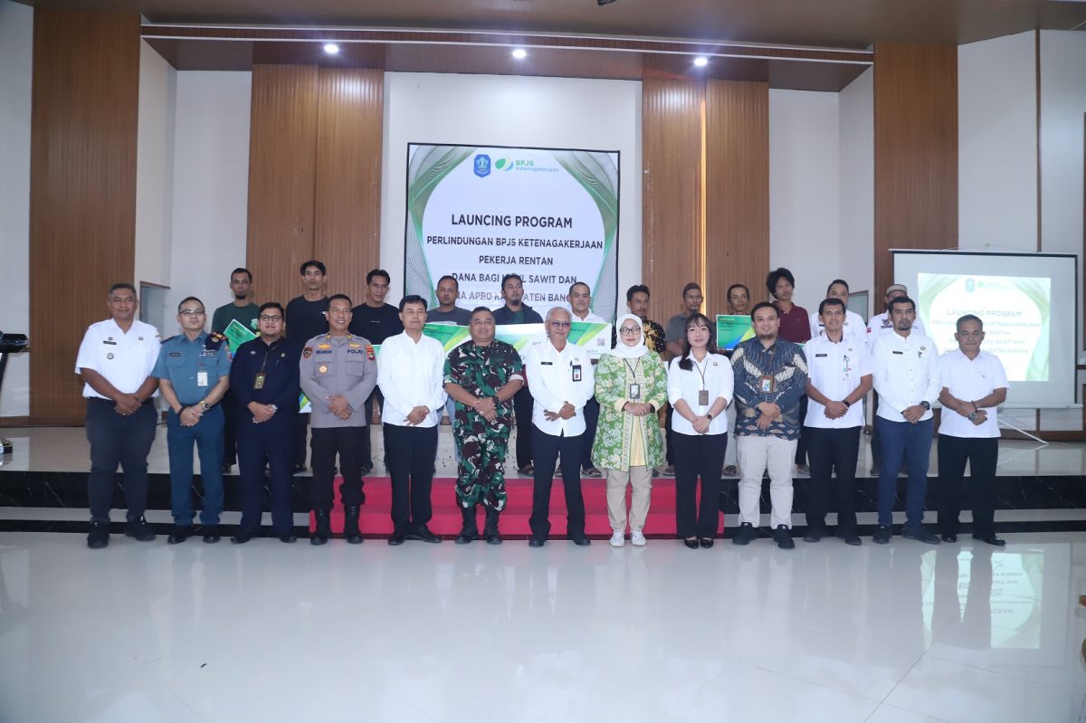 Melalui Anggaran DBHS, Pekerja Sawit Terlindungi BPJS Ketenagakerjaan