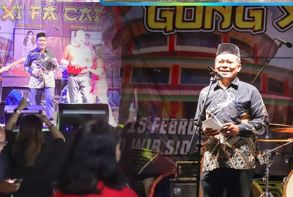 Semarak Cap Gomeh, Boy Yandra Tak Kuasa Tahan Suka Cita Harmonisasi Antar Umat Beragama